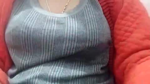 Snapshot of rava_sexy chatting on 12/23/25, 01:47 rava_sexy online show from 12/23/25, 01:47