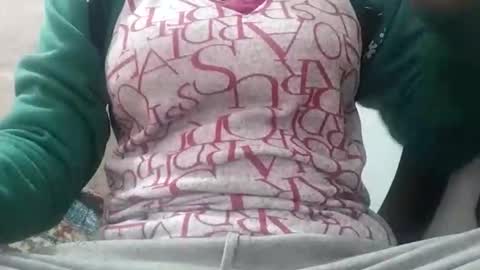Snapshot of rava_sexy chatting on 02/03/26, 04:43 rava_sexy online show from 02/03/26, 04:43