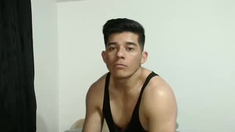 Snapshot of raven20081024 chatting on 11/16/25, 03:45 raven20081024 online show from 11/16/25, 03:45