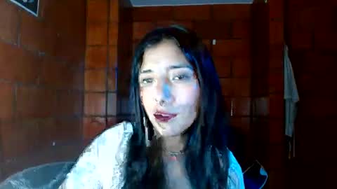 Snapshot of raven__purple chatting on 02/05/25, 02:19 raven__purple online show from 02/05/25, 02:19