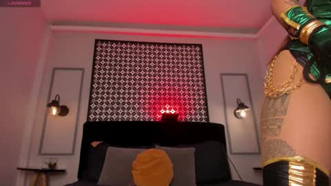 Raven online show from 10/26/25, 07:58