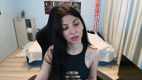 Snapshot of raven_haired_goddess chatting on 05/18/26, 07:14 raven_haired_goddess online show from 05/18/26, 07:14