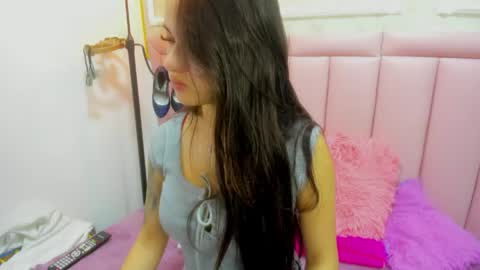 raven_loove online show from 04/17/26, 08:34