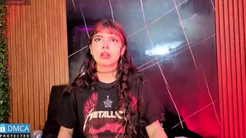 raven_rox_ online show from 11/17/25, 03:34