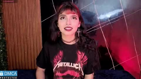 raven_rox_ online show from 12/01/25, 03:11