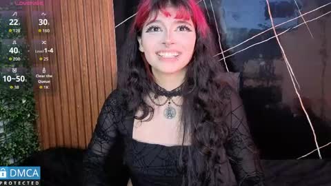 raven_rox_ online show from 04/21/26, 01:42