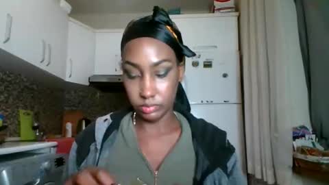 ravenbby online show from 05/04/26, 09:22