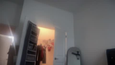 Raven Ray online show from 10/19/25, 12:17