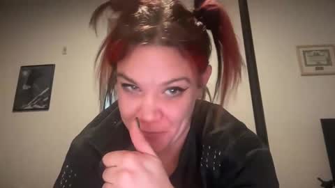 Raven Ray online show from 01/18/26, 04:11