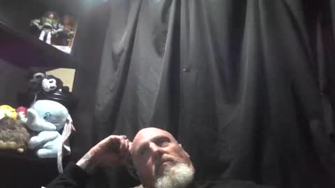 ravens18816981 online show from 10/05/25, 08:40