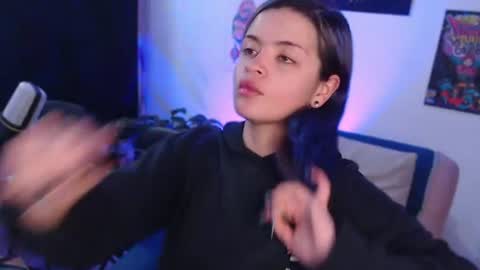 Snapshot of raventh_ chatting on 07/19/26, 03:21 raventh_ online show from 07/19/26, 03:21