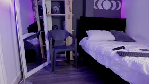 Raven Witch online show from 02/03/25, 11:26