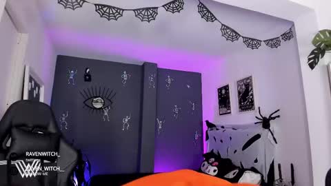 Raven Witch online show from 10/13/25, 09:15