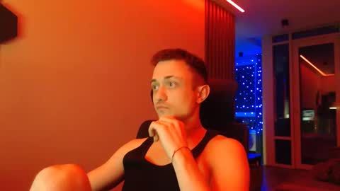 Snapshot of ravine_doleg chatting on 02/01/25, 12:40 Alex Nash online show from 02/01/25, 12:40