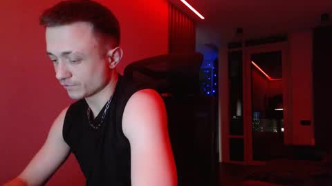 Snapshot of ravine_doleg chatting on 03/06/25, 06:59 Alex Nash online show from 03/06/25, 06:59