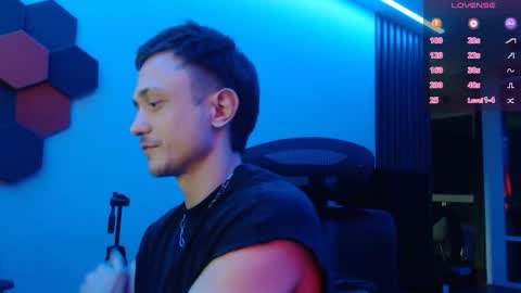 Snapshot of ravine_doleg chatting on 09/13/25, 11:26 Alex Nash online show from 09/13/25, 11:26