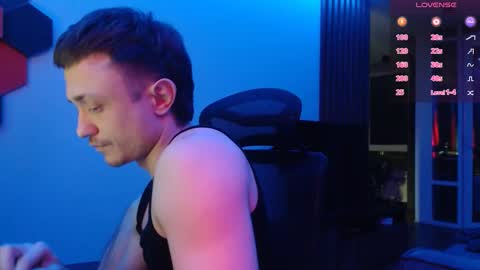 Snapshot of ravine_doleg chatting on 10/22/25, 11:48 Alex Nash online show from 10/22/25, 11:48