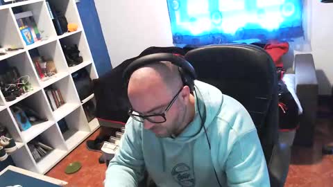 ravingr3d3 online show from 02/24/25, 09:10