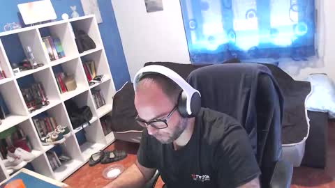 ravingr3d3 online show from 11/13/25, 11:31