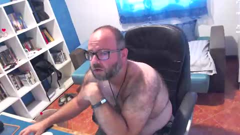 Snapshot of ravingr3d3 chatting on 07/13/26, 09:56 ravingr3d3 online show from 07/13/26, 09:56