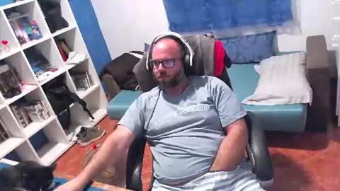Snapshot of ravingr3d3 chatting on 07/20/26, 10:45 ravingr3d3 online show from 07/20/26, 10:45