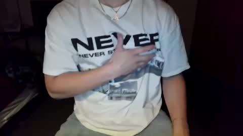 Ravyn online show from 10/19/25, 04:35