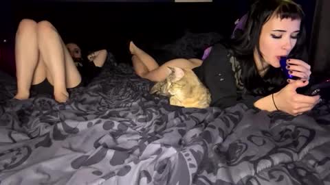 Ravyn and Nyx online show from 11/13/25, 05:39