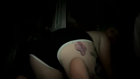 Snapshot of ravyn_xoxo chatting on 01/26/25, 11:39 Ravynn 3 online show from 01/26/25, 11:39