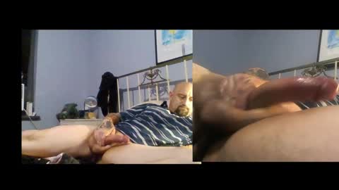 Snapshot of rawdillz121 chatting on 12/19/25, 04:36 Down under guy online show from 12/19/25, 04:36