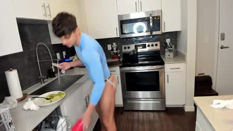 Its Ben online show from 12/18/24, 08:36