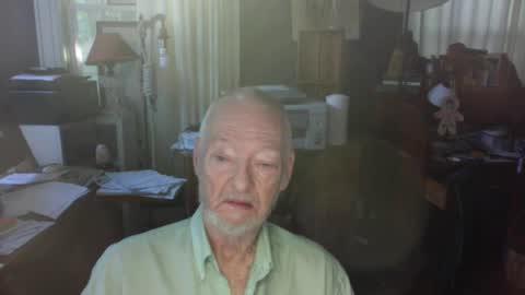 Snapshot of ray1776ray chatting on 07/11/26, 01:03 ray1776ray online show from 07/11/26, 01:03