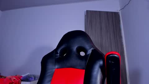 ray_long222 online show from 03/08/25, 08:57