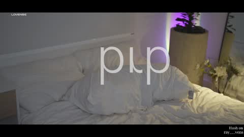 Rayvens online show from 12/28/24, 03:47