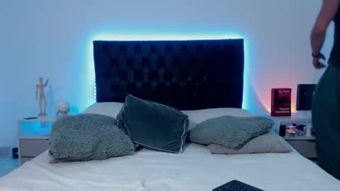 Ray online show from 11/30/25, 11:20