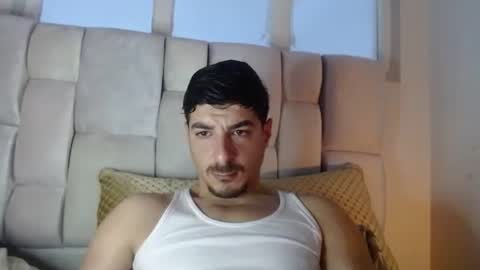 Snapshot of rayaan6969 chatting on 01/17/26, 10:46 Rayaan6969 online show from 01/17/26, 10:46