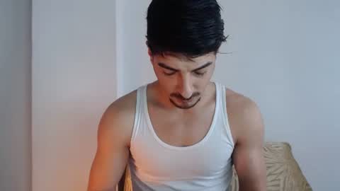 Snapshot of rayaan6969 chatting on 01/18/26, 01:26 Rayaan6969 online show from 01/18/26, 01:26