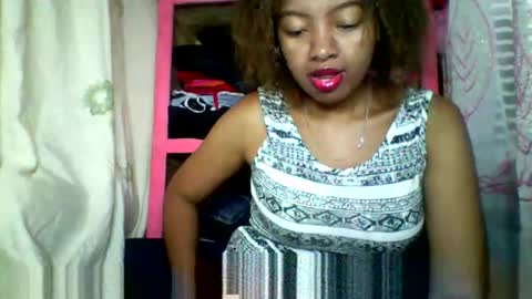 Snapshot of rayana_69 chatting on 05/12/26, 07:16 rayana_69 online show from 05/12/26, 07:16