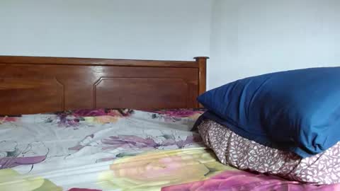 eyan online show from 11/15/25, 03:37