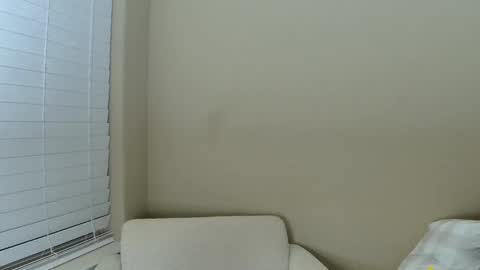 Snapshot of raybabexx chatting on 09/18/25, 02:35 RayBabe online show from 09/18/25, 02:35