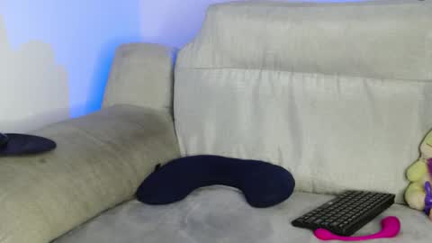 Ray  online show from 03/18/26, 06:00