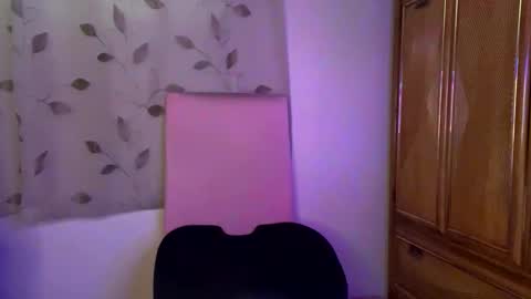 Snapshot of rayemillian chatting on 05/14/26, 03:41 Raye Millian online show from 05/14/26, 03:41