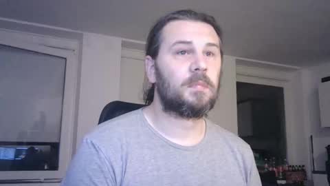 Snapshot of rayhaarlem chatting on 12/31/24, 01:26 rayhaarlem online show from 12/31/24, 01:26