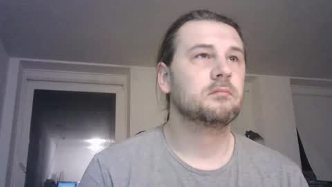 Snapshot of rayhaarlem chatting on 02/18/25, 10:25 rayhaarlem online show from 02/18/25, 10:25