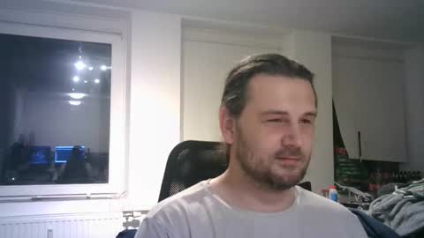 Snapshot of rayhaarlem chatting on 02/19/25, 09:14 rayhaarlem online show from 02/19/25, 09:14