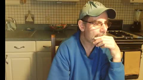 Ray online show from 12/17/24, 10:01