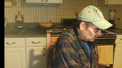 Ray online show from 03/12/25, 10:48