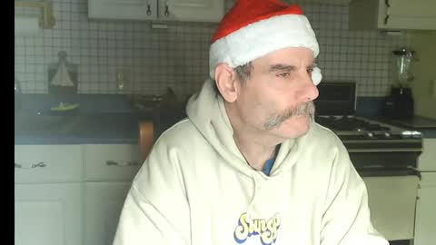 Ray online show from 12/16/25, 08:19