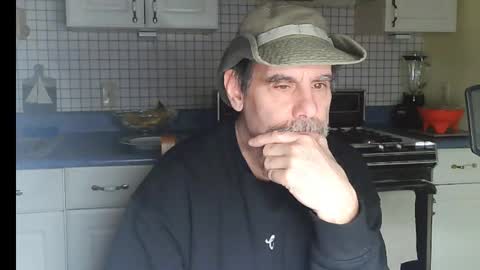 Ray online show from 01/15/26, 08:19