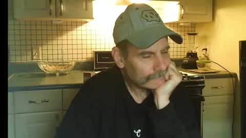 Ray online show from 05/25/26, 08:20