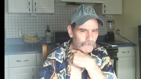 Ray online show from 06/01/26, 06:48